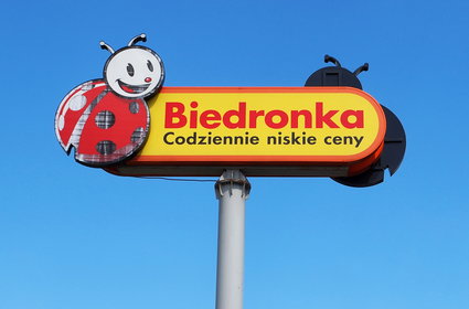 Biedronka wydłuża prace tysięcy swoich sklepów