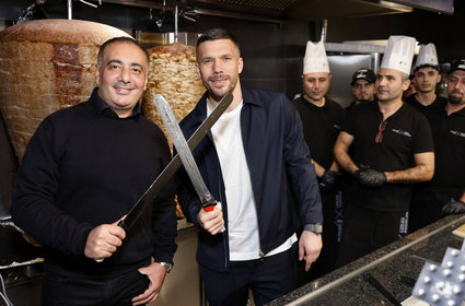 Lukas Podolski ma nowy biznesplan. Stawia na kebabomaty