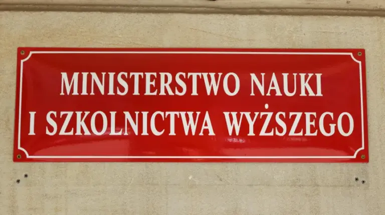 Porozumienie resortu nauki i CBA w sprawie wymiany informacji o szkolnictwie wyższym - INFBusiness