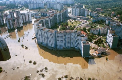 Dlaczego ludzie chcą żyć na Kozanowie mimo ryzyka powodzi? Sama mieszkałam tu w 1997 r.