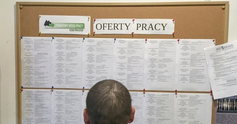 Zasiłek dla bezrobotnych. Komu przysługuje i jak go dostać? - INFBusiness