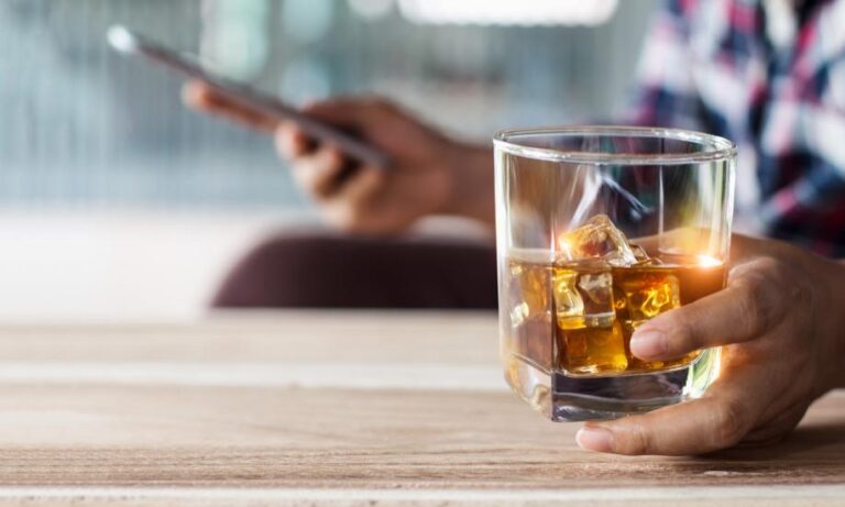 Będzie minimalna cena alkoholu? Fiskus dba o trzeźwość przedsiębiorców - INFBusiness