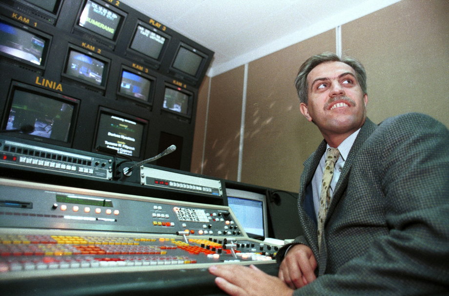 Zygmunt Solorz w reżyserce telewizji Polsat, rok 1998 