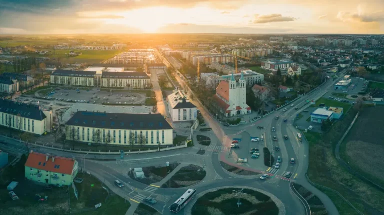 Milion złotych dla Politechniki Opolskiej na międzynarodowy program studiów - INFBusiness