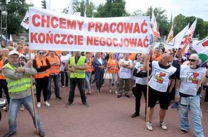 Pracownicy Huty Częstochowa wyjdą dziś na ulice Warszawy