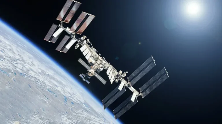 Wybory w USA/ Astronauci na pokładzie ISS zagłosowali w wyborach prezydenckich - INFBusiness