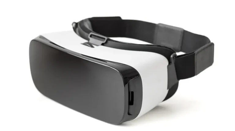 Opole/ Naukowcy chcą wykorzystać VR do poprawienia jakości życia seniorów - INFBusiness