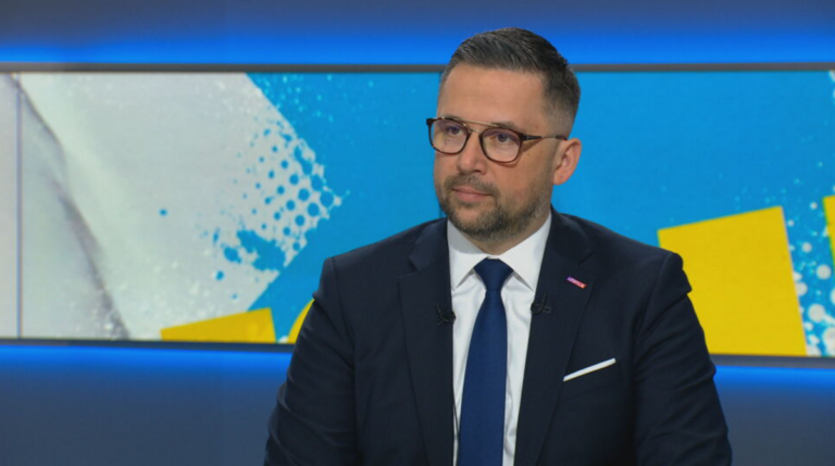 Wigilia dniem wolnym już w tym roku? Wiceminister Marcin Kulasek odpowiada - INFBusiness