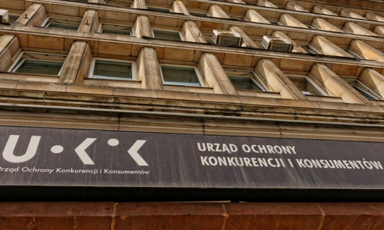Prezes Urzędu Ochrony Konkurencji i Konsumentów wszczął sześć postępowań wobec spółek, które nie płacą w terminie swoim dostawcom - podał w środę UOKiK. Chodzi o firmy: Bridgestone Poznań, Bruk-Bet, Eaton Automotive Systems, Metalkas, Przedsiębiorstwo Dystrybucji Farmaceutycznej SLAWEX i Rockfin. Zatory płatnicze bolączka firm. UOKiK bada kolejne podmioty - INFBusiness