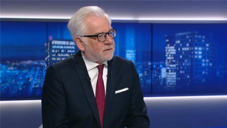 "Wpisujemy się w koncepcję Orbana". Były szef MSZ o działaniach Tuska - INFBusiness