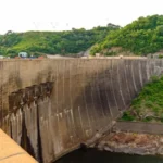 Zambia/ Hydrolodzy: historycznie niski poziom wody w zaporze Kariba doprowadził do serii trzęsień ziemi