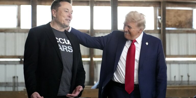 Miliarderzy próbują "łasić się" do Trumpa. Biden mówi o oligarchii - INFBusiness