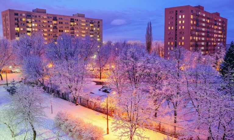 Zima w hipotekach trwa. Polacy czekają na spadek cen nieruchomości i rządowe wsparcie - INFBusiness