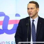 Radosław Sikorski pokazał, ile zarabia. Jego pensja na tle innych szefów MSZ