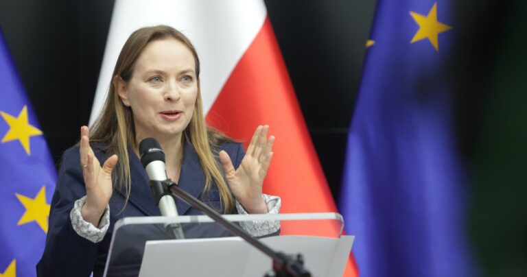Zmiany w umowach o pracę. Rząd odkrywa karty w rewizji KPO - INFBusiness