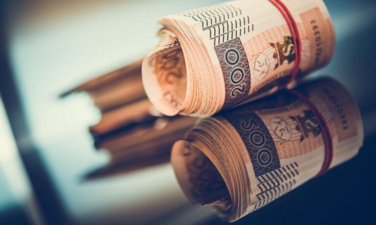 Hipoteczna „cofka” w bankach. Zdolność kredytowa spada - INFBusiness