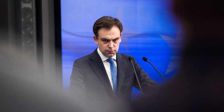 Rząd Donalda Tuska musi sprostać sporemu wyzwaniu. Ministerstwo Finansów uspokaja - INFBusiness