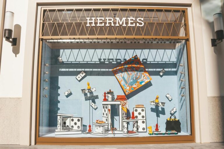 Luksus ma się dobrze. Wyniki finansowe Hermes 2024 - INFBusiness