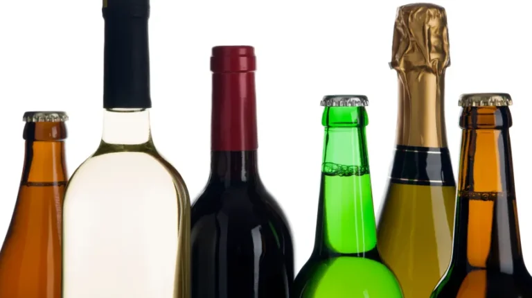WHO wzywa do umieszczania ostrzeżeń o rakotwórczych substancjach na opakowaniach alkoholu - INFBusiness