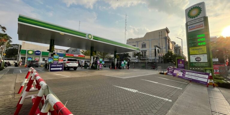 BP zwolni na świecie tysiące pracowników. To druga sieć stacji paliw w Polsce - INFBusiness