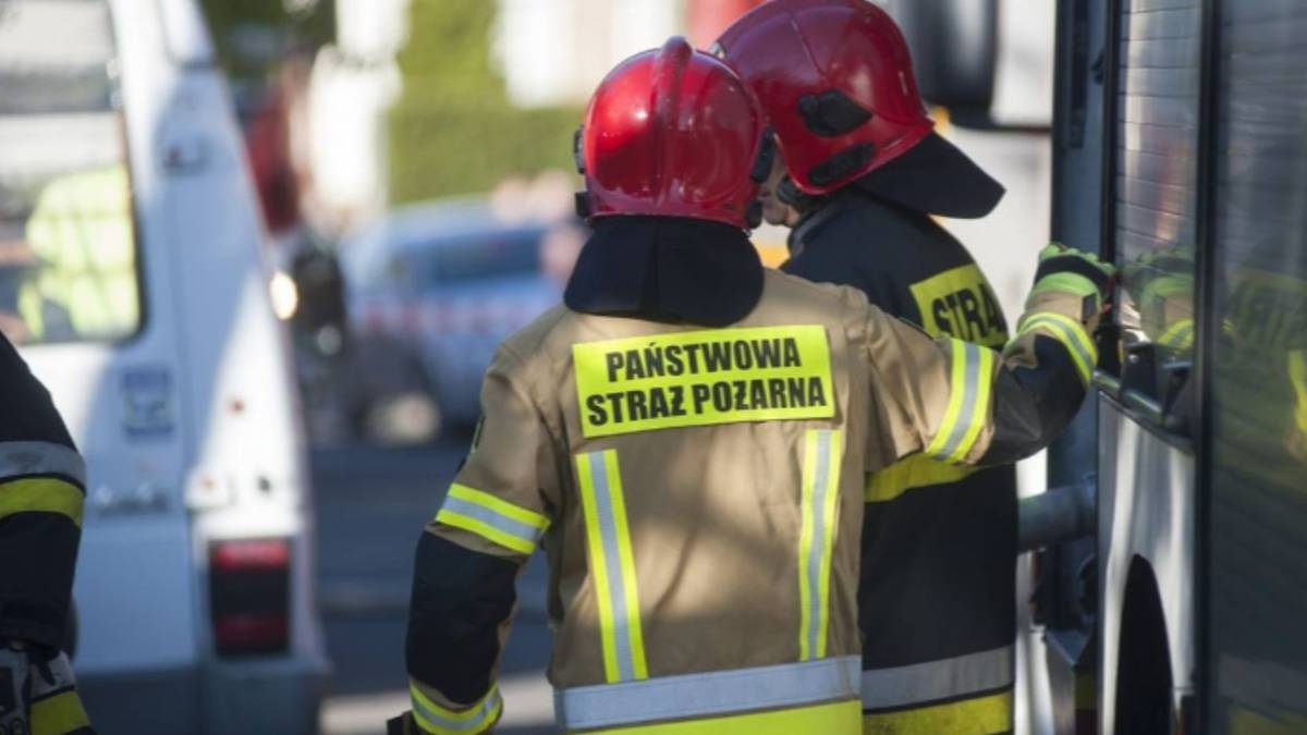 Pożar w Centrum Handlowym Bonarka (zdjęcie poglądowe) Ewakuacja galerii handlowej w Krakowie. Akcja straży pożarnej