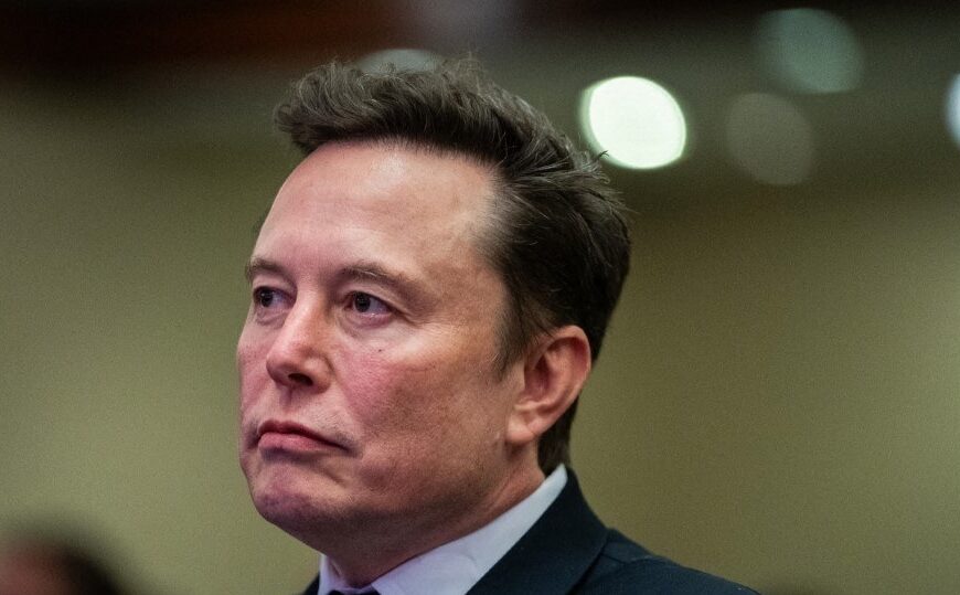 Elon Musk przebił ofertę. Sąd stanął po stronie urzędników federalnych