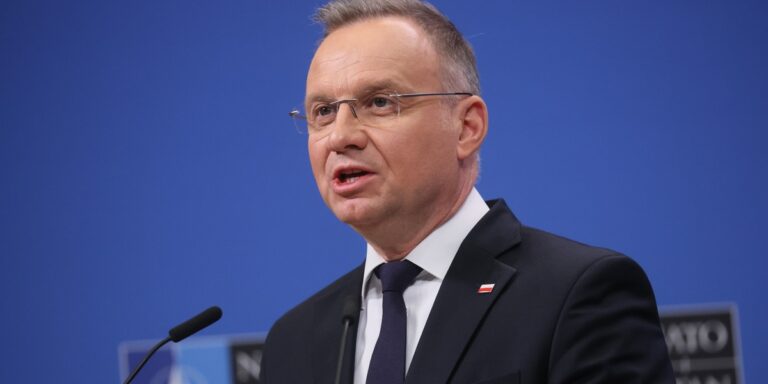 Andrzej Duda odpowiada na zarzuty Donalda Tuska. „To manipulacja” - INFBusiness