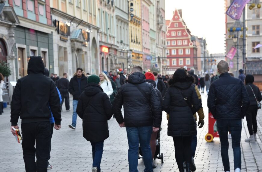 Ukraińcy chcą wrócić do Polski z Zachodu. „Nie będą mieli do czego…