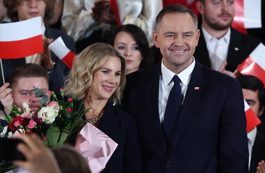Istnieje oświadczenie majątkowe Karola Nawrockiego. „On i jego żona posiadają dwa mieszkania”