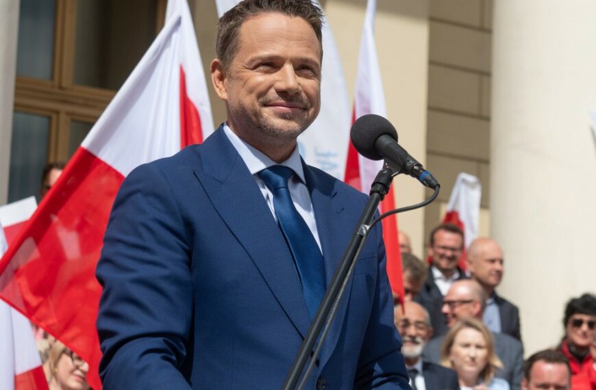 „Podpisałbym”. Rafał Trzaskowski komentuje kwestię składek