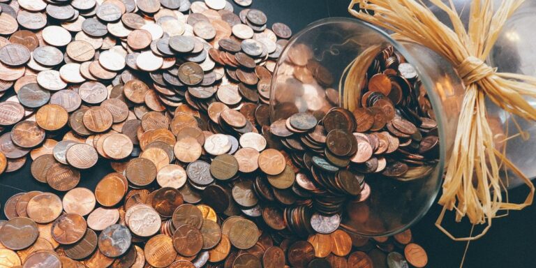 Jak inwestować skutecznie bez dużych oszczędności? Odpowiedzi ekspertów - INFBusiness
