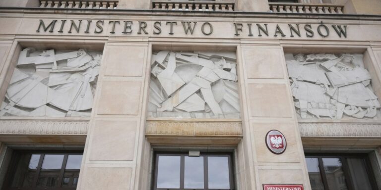 Sprzedajesz online? Ministerstwo Finansów z ważną decyzją - INFBusiness