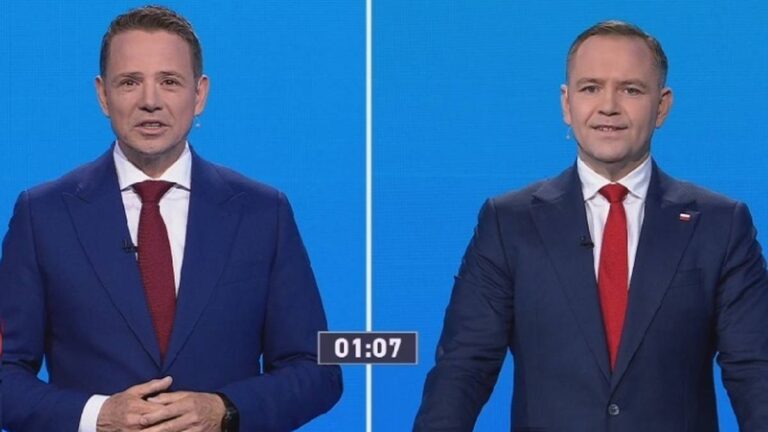 Gadżety w studiu. Kandydaci zignorowali ustaloną zasadę - INFBusiness