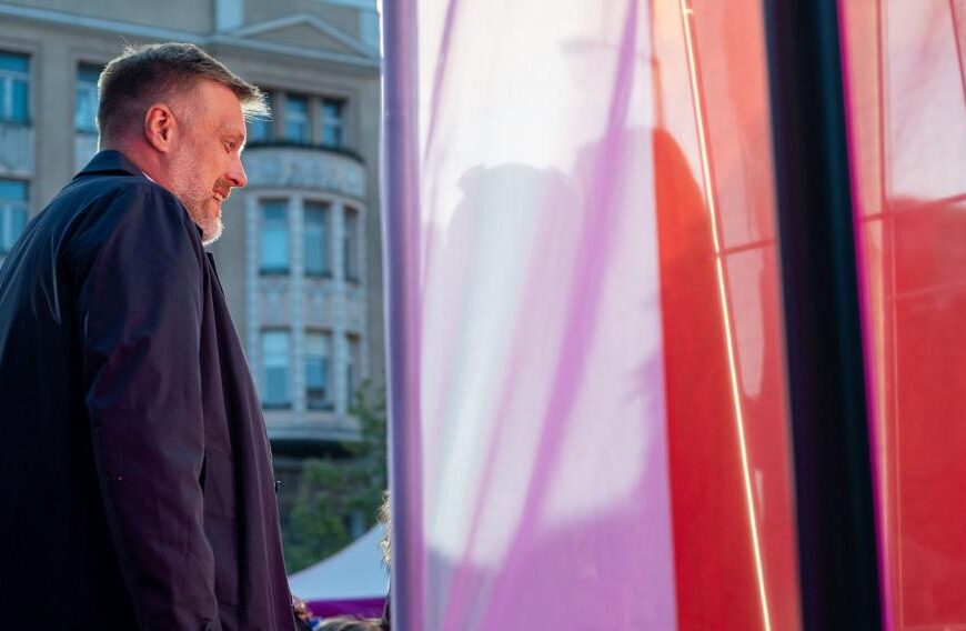 Program wyborczy Adriana Zandberga: atomowa Polska, 8 proc. PKB na zdrowie i…