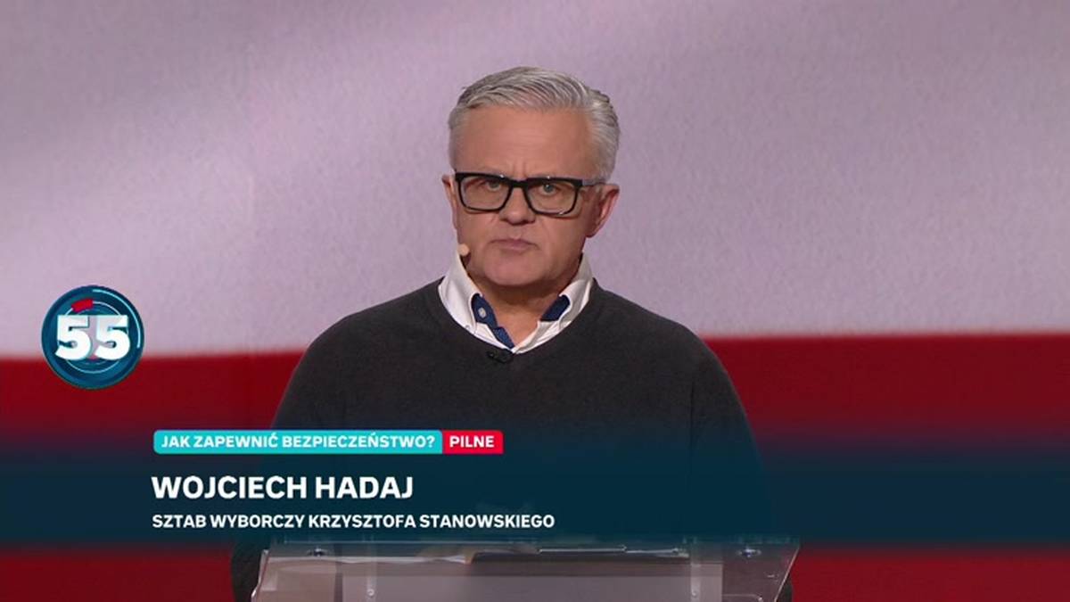 Mężczyzna rozbił samochód podczas pościgu, uciekł z dzieckiem w pojeździe Ucieczka przed policją zakończyła się wypadkiem. Lądował śmigłowiec LPR - INFBusiness