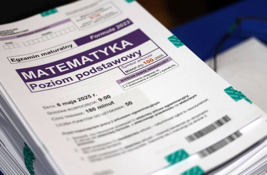 Matematyka maturalna 2025. Poziom podstawowy. Arkusz CKE i odpowiedzi