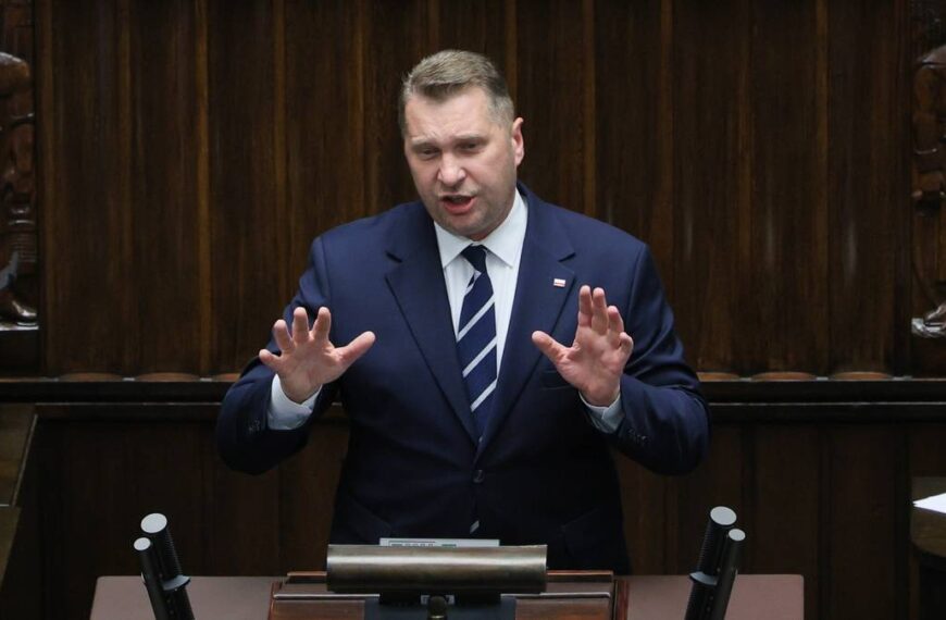 Kłótnia o studio Nawrockiego w Sejmie. Czarnek grzmi z mównicy