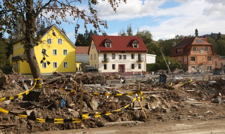 Projekt wsparcia powodzi. Państwo zapłaci do 200 tys. zł za zniszczone lokale użytkowe - INFBusiness