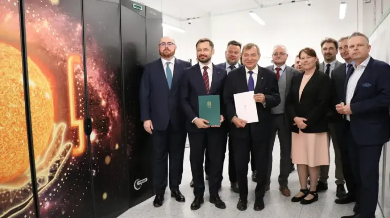 Kraków i AGH podpisały list intencyjny w sprawie współpracy w obszarze cyberbezpieczeństwa - INFBusiness