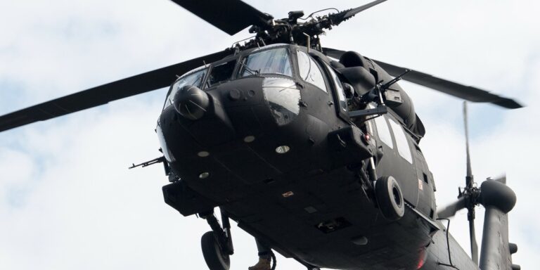 Armia anuluje przetarg na śmigłowiec Black Hawk: „Musimy realizować najważniejsze priorytety” - INFBusiness