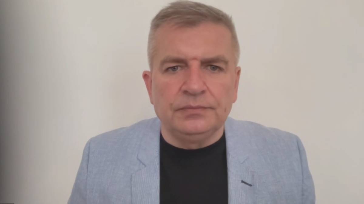 Pożar w strefie przemysłowej Gdyni Wybuch w laboratorium w Gdyni. Kilkaset osób ewakuowanych - INFBusiness
