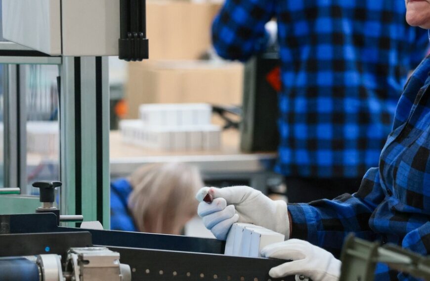 Tak wiele firm korzysta z „elastycznych form” zatrudnienia