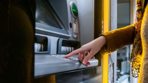 Utrudnienia w bankach od 30 maja do 1 czerwca 2025 r. Usługi działają w Santander, Millennium i Toyota - INFBusiness