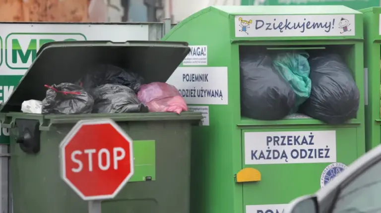 Ministerstwo Kultury i Środowiska: punkty zbiórki odpadów nie przetwarzają odpadów tekstylnych - INFBusiness