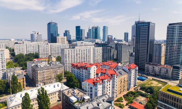 Zarzuty korupcyjne wobec pracowników Zakładu Zarządzania Nieruchomościami na Targówku - INFBusiness