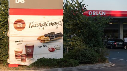 Polskie hot dogi są hitem w Czechach. Orlen opublikował dane.