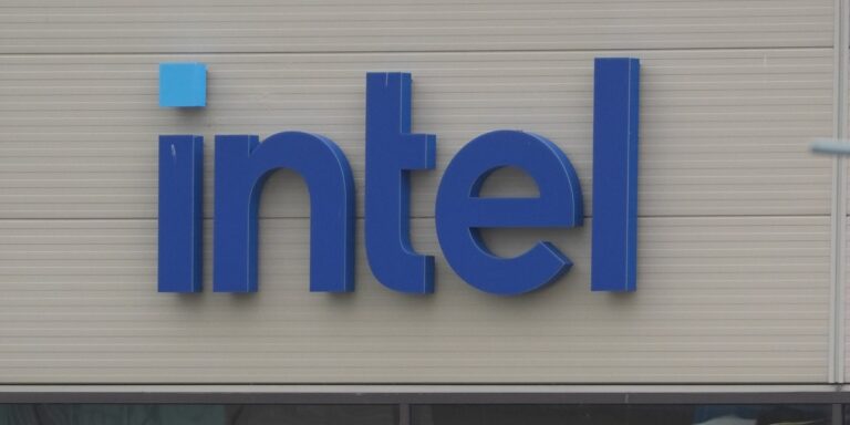 Intel nie zbuduje dużej fabryki. „Dobra wiadomość” - INFBusiness