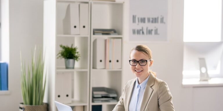 Najlepsze biura rachunkowe online – TOP 5 certyfikowanych biur rachunkowych i księgowych dla Twojej firmy - INFBusiness