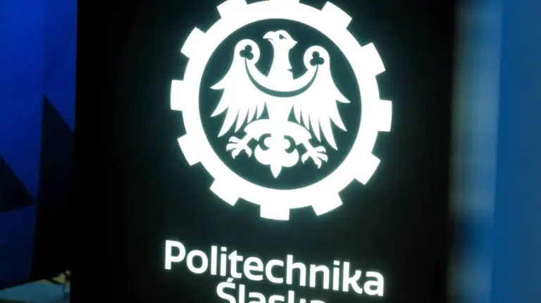 Gliwice/ Młodzi konstruktorzy z Politechniki Śląskiej testują własny sterowiec - INFBusiness