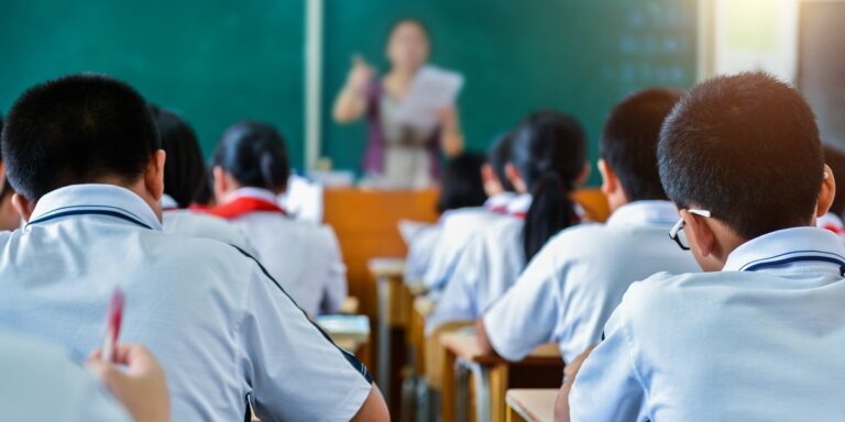 Populacja Chin kurczy się trzeci rok z rzędu. Rząd uruchamia własny program 800+. - INFBusiness